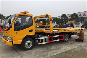 呼伦贝尔哪里有拖车服务